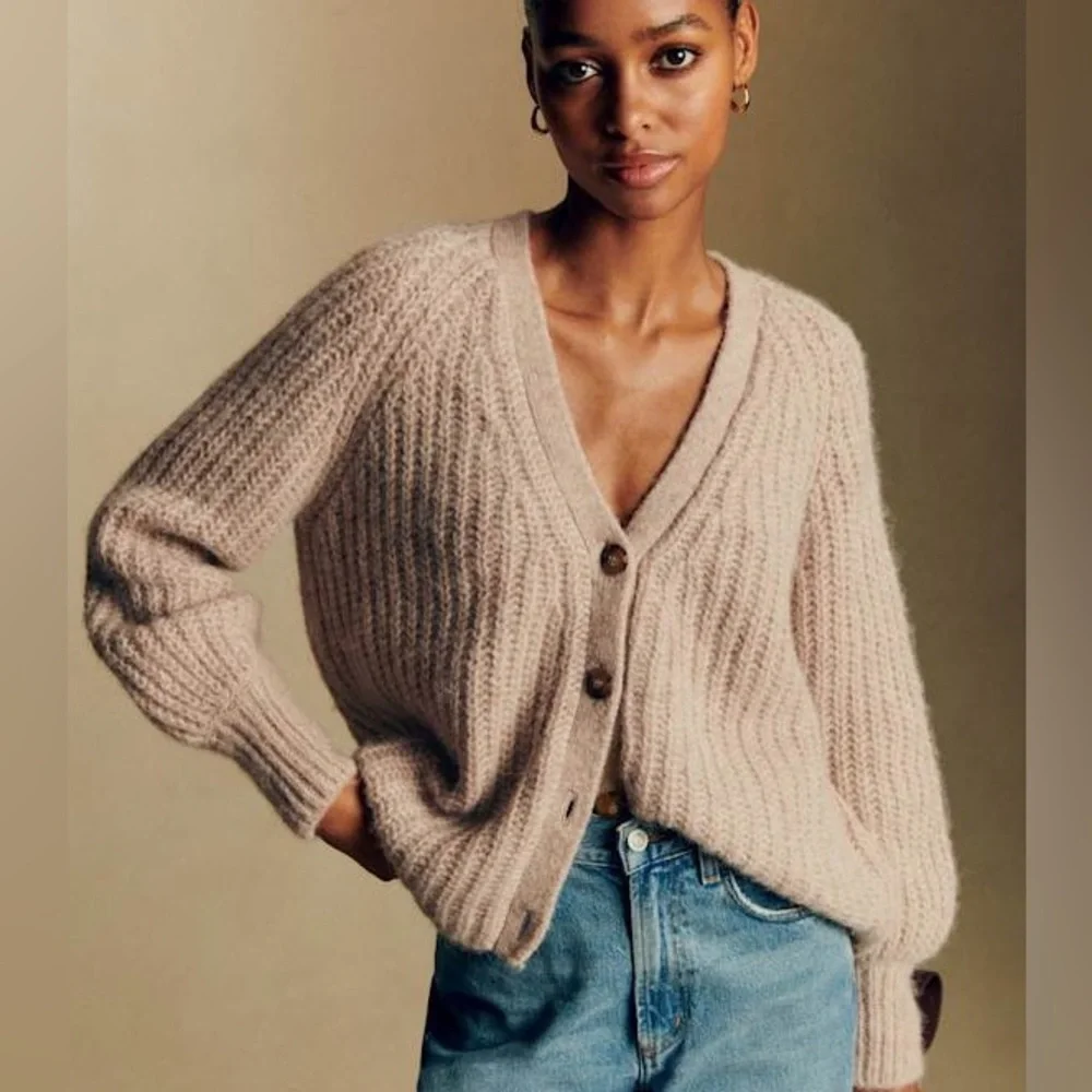NWTđź’• Sezane Basile Cardigan - Beige XS - Picture 1 of 6